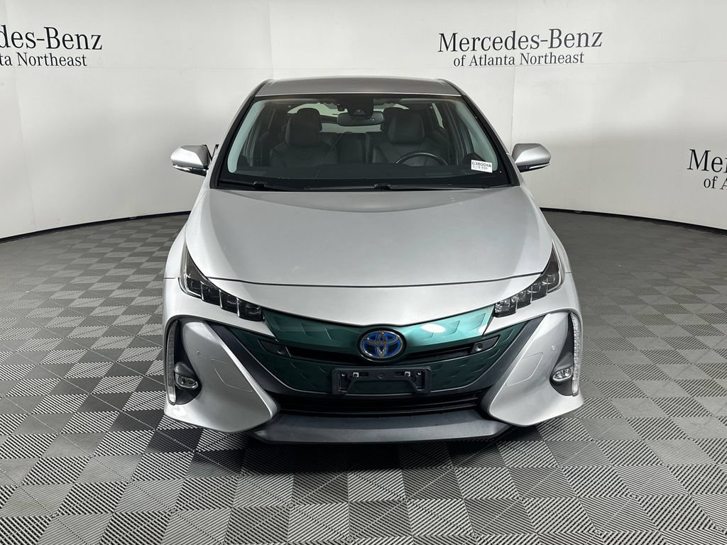 Used 2017 Toyota Prius Prime Advanced FWD image 2