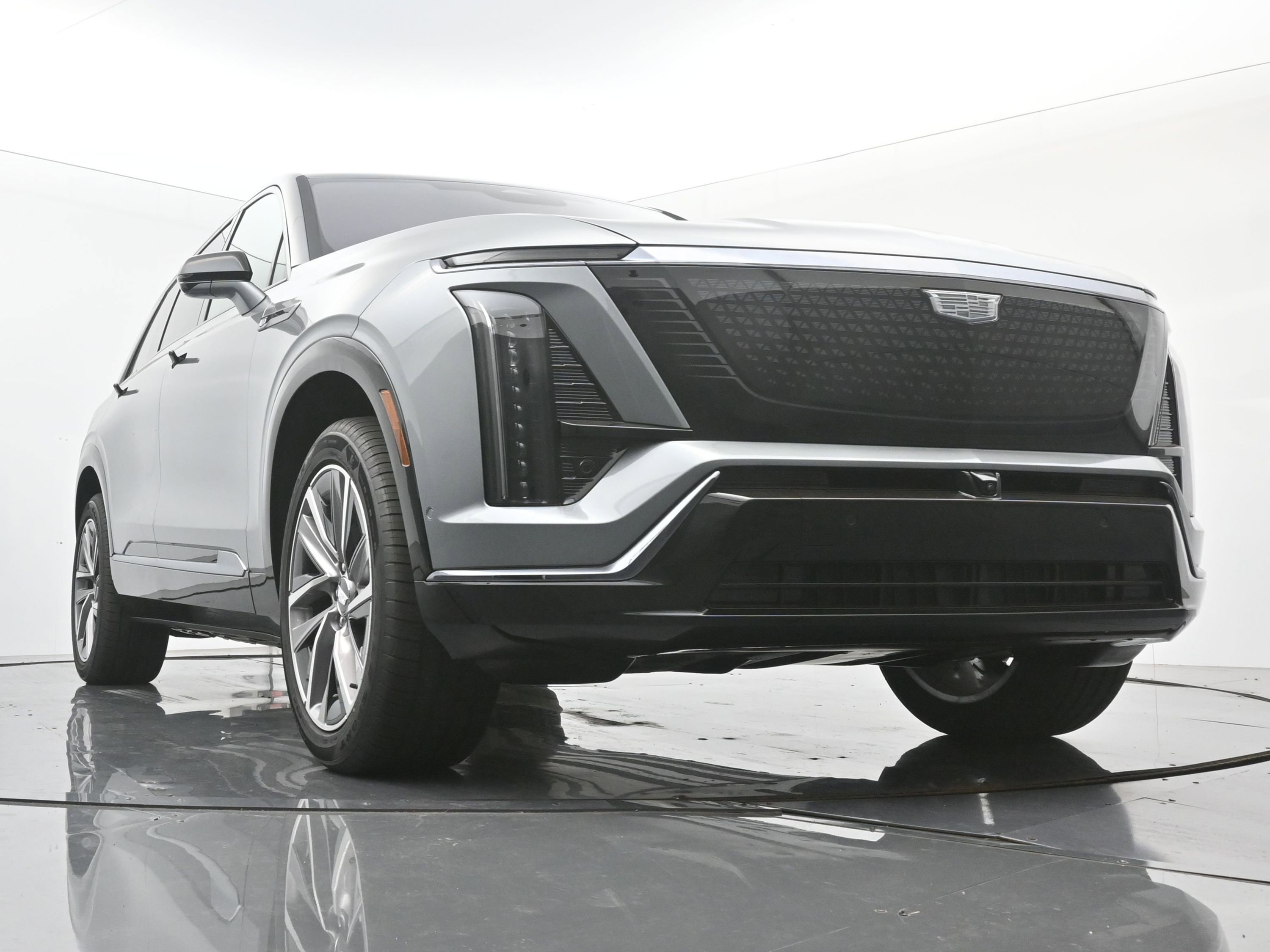 New 2026 Cadillac Vistiq Sport w/ LPO, Floor Liner Package image 22