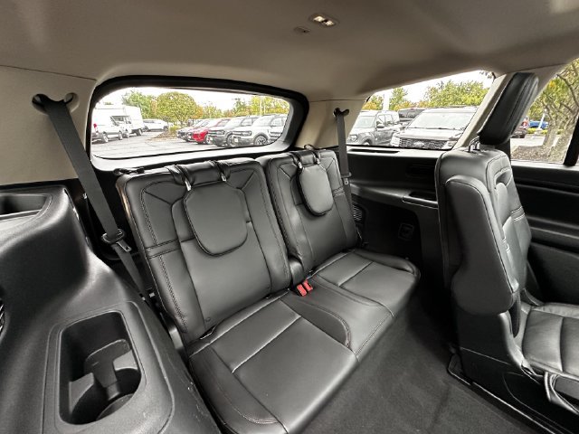 Certified 2023 Lincoln Aviator Reserve w/ Elements Package Plus AWD/4WD image 39