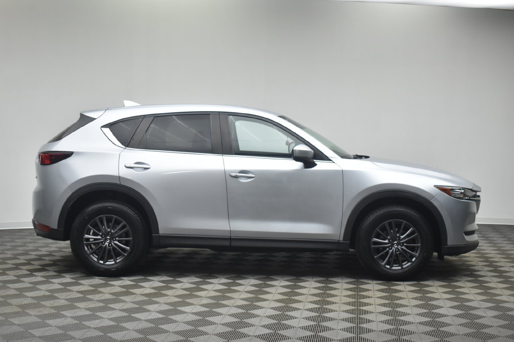 Used 2019 MAZDA CX-5 Touring FWD image 11