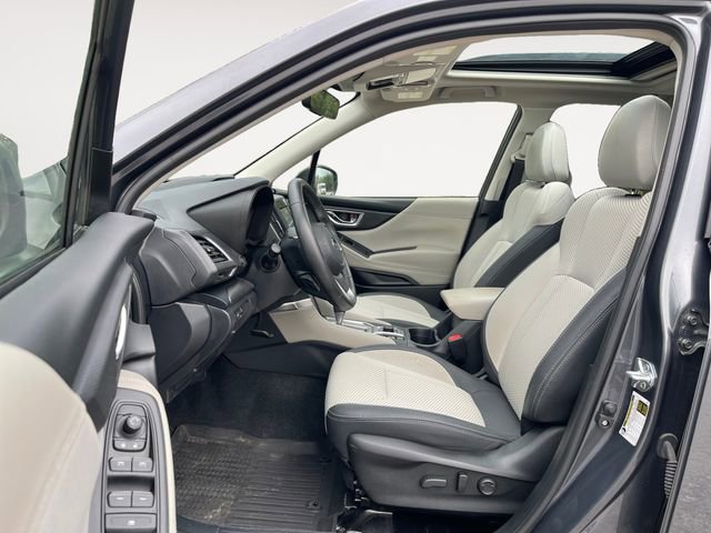 Used 2024 Subaru Forester Premium AWD/4WD image 9