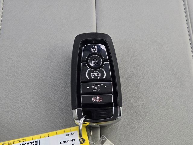 Used 2026 Lincoln Nautilus Premier AWD/4WD image 20