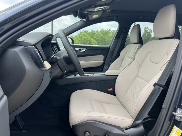 New 2026 Volvo XC60 B5 Plus w/ Protection Package Premier image 14