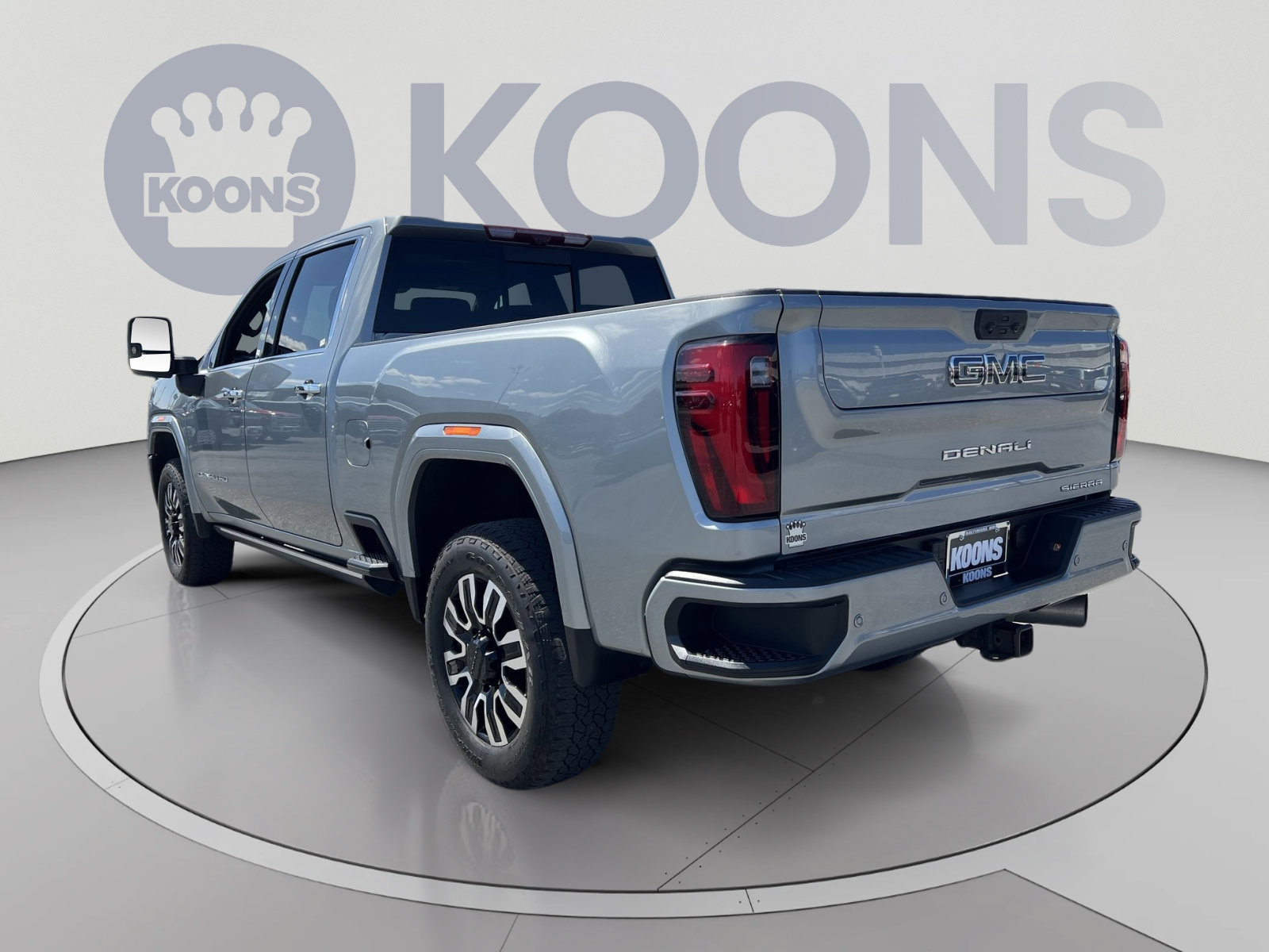 Used 2024 GMC Sierra 2500 Denali Ultimate AWD/4WD image 4