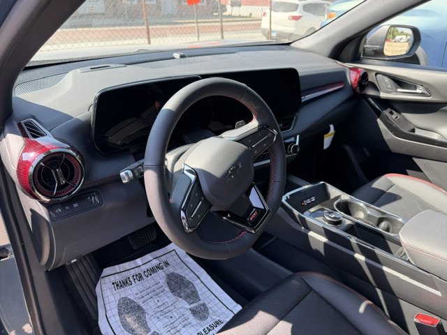 New 2027 Chevrolet Equinox RS w/ Safety and Technology Package FWD image 8