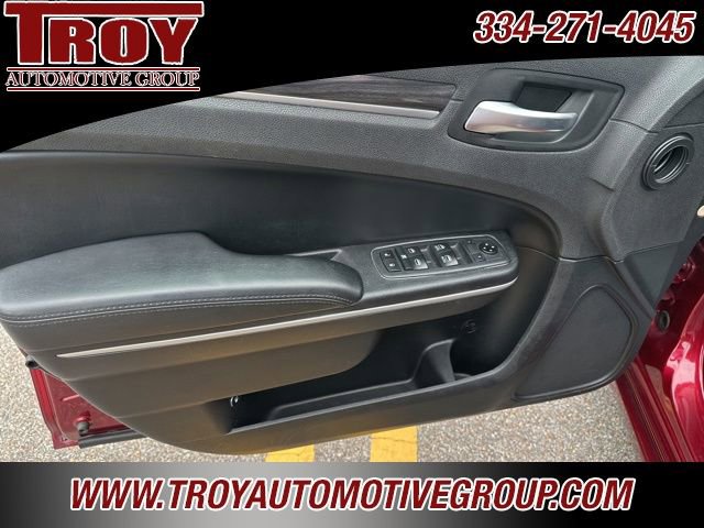 Used 2019 Chrysler 300 Touring w/ Sport Appearance Package image 16