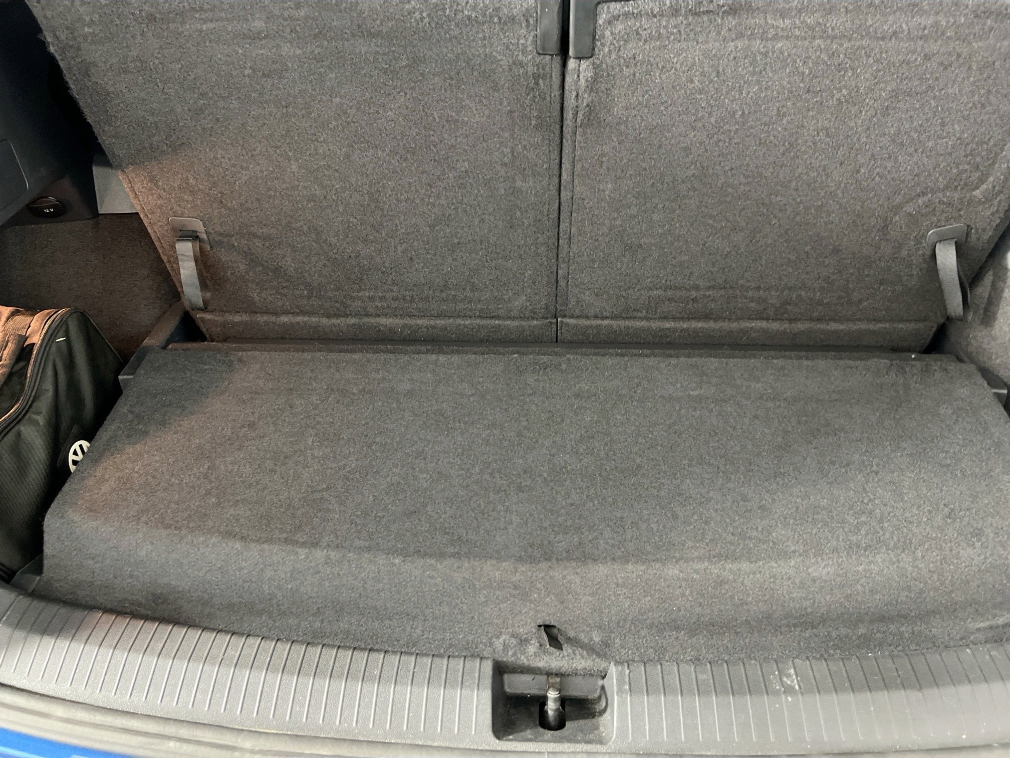 Used 2018 Volkswagen Tiguan SEL image 26