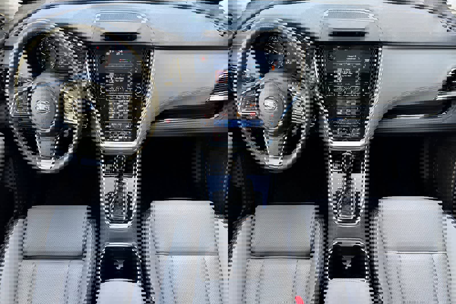 Used 2023 Subaru Outback Limited image 3