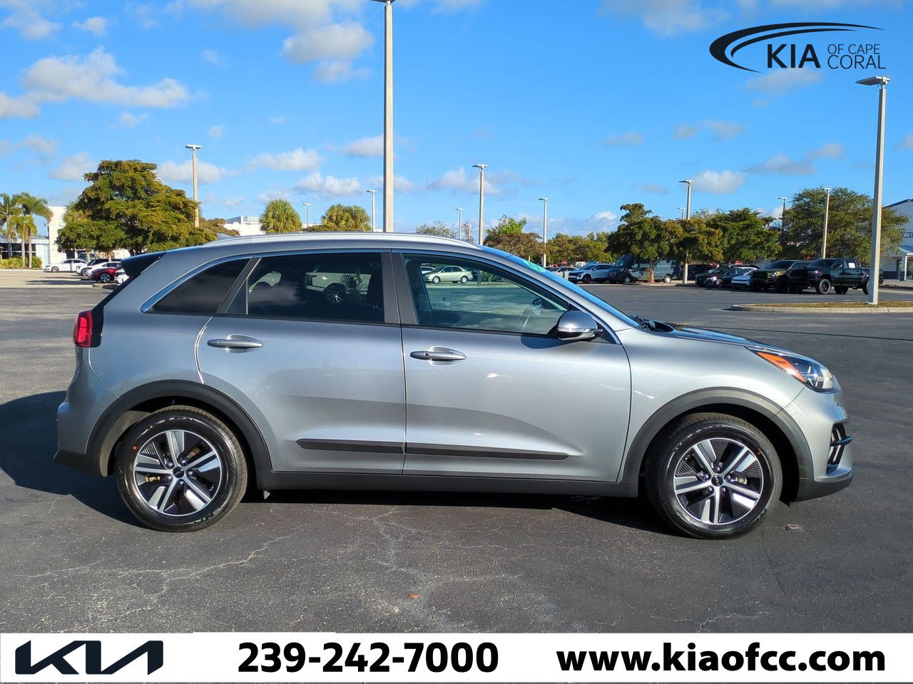 Certified 2022 Kia Niro EX Premium image 4
