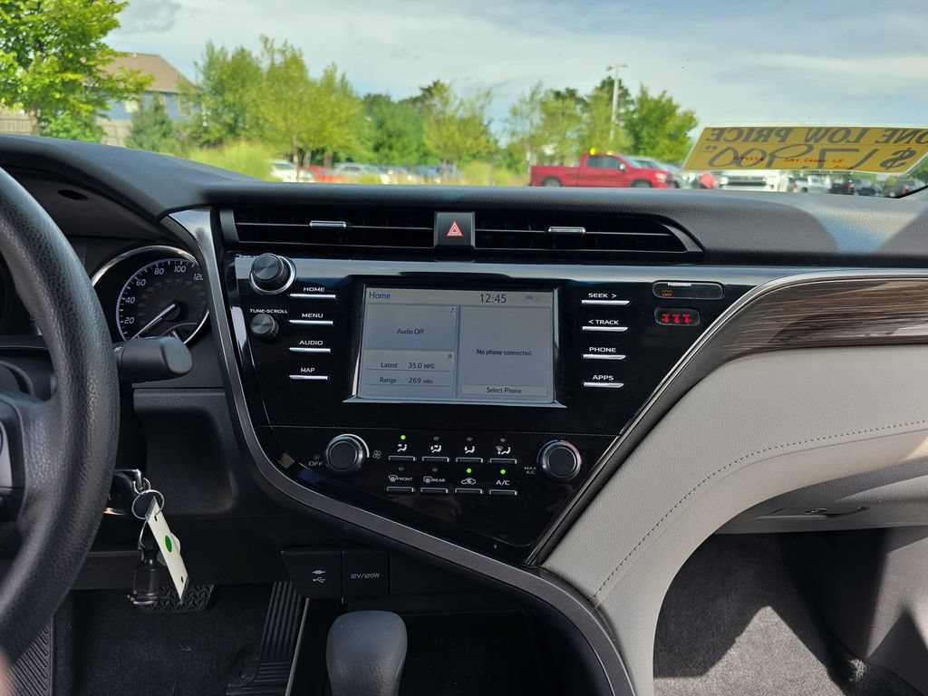 Certified 2019 Toyota Camry LE FWD image 23