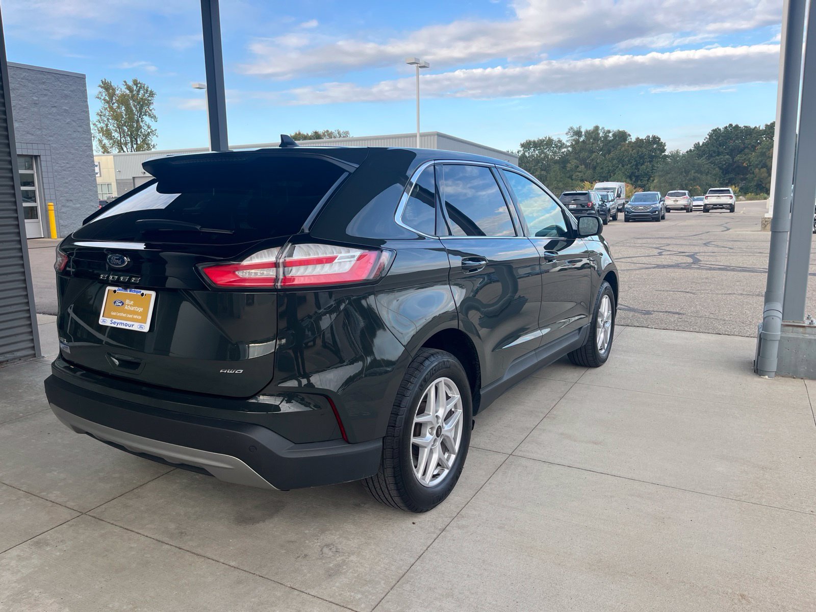 Certified 2024 Ford Edge SEL w/ Convenience Package AWD/4WD image 6