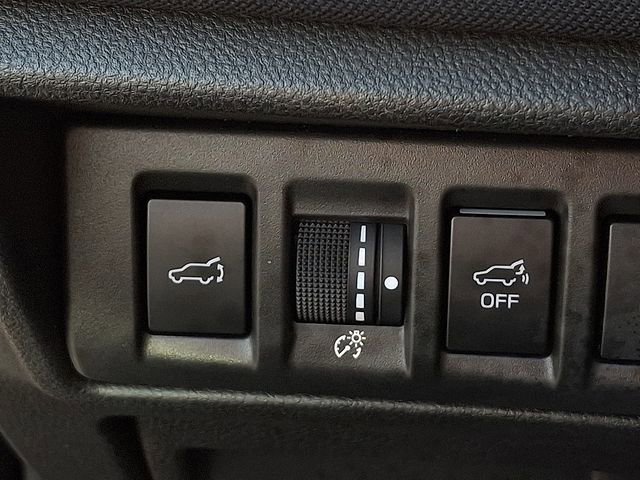 Certified 2025 Subaru Outback Premium image 27