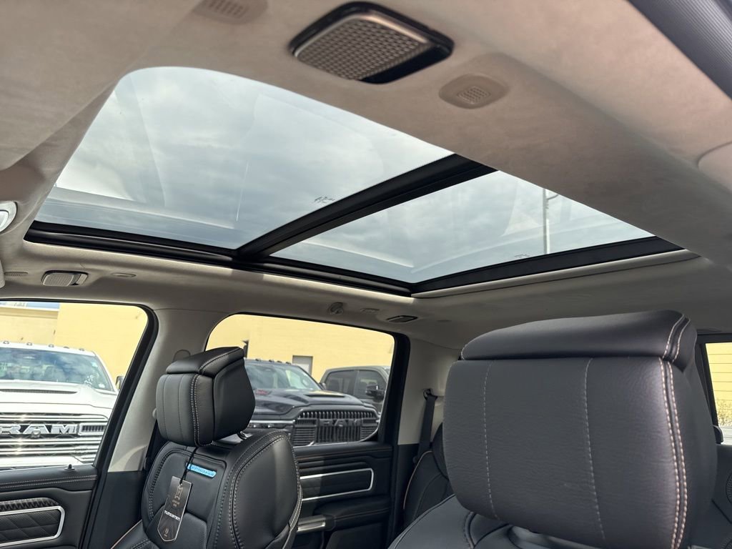 New 2026 RAM 1500 Tungsten AWD/4WD image 19