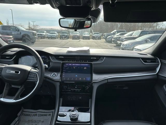 Used 2024 Jeep Grand Cherokee Limited image 27