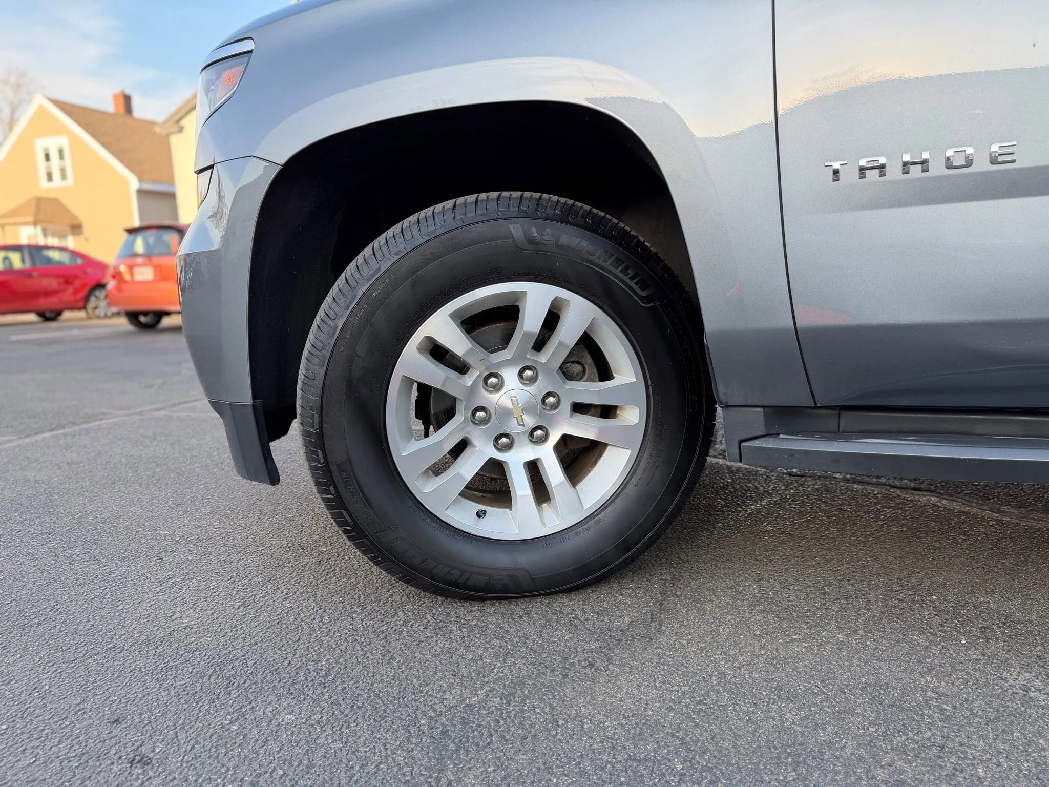 Used 2018 Chevrolet Tahoe LT image 12