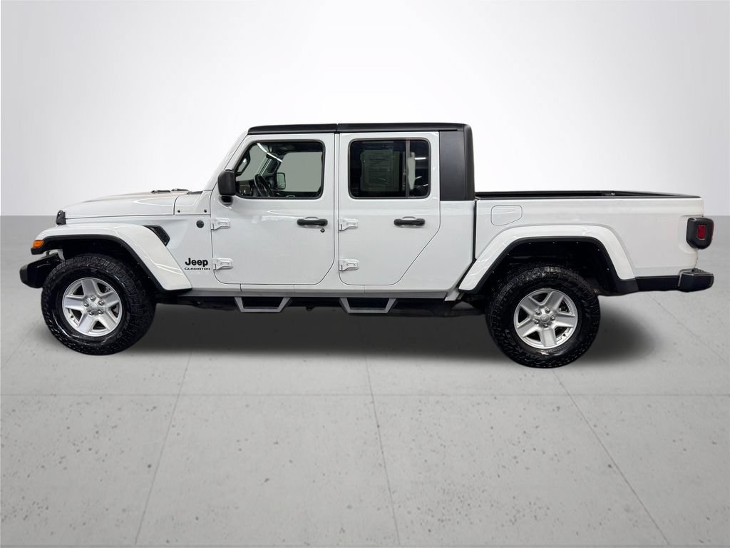 Used 2022 Jeep Gladiator Sport AWD/4WD image 3