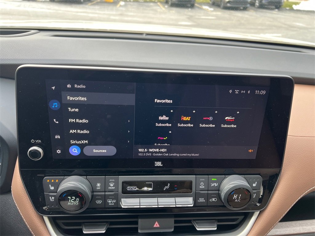 Used 2024 Toyota Grand Highlander Platinum image 18