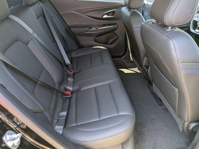 Certified 2025 Buick Envista Sport Touring FWD image 27