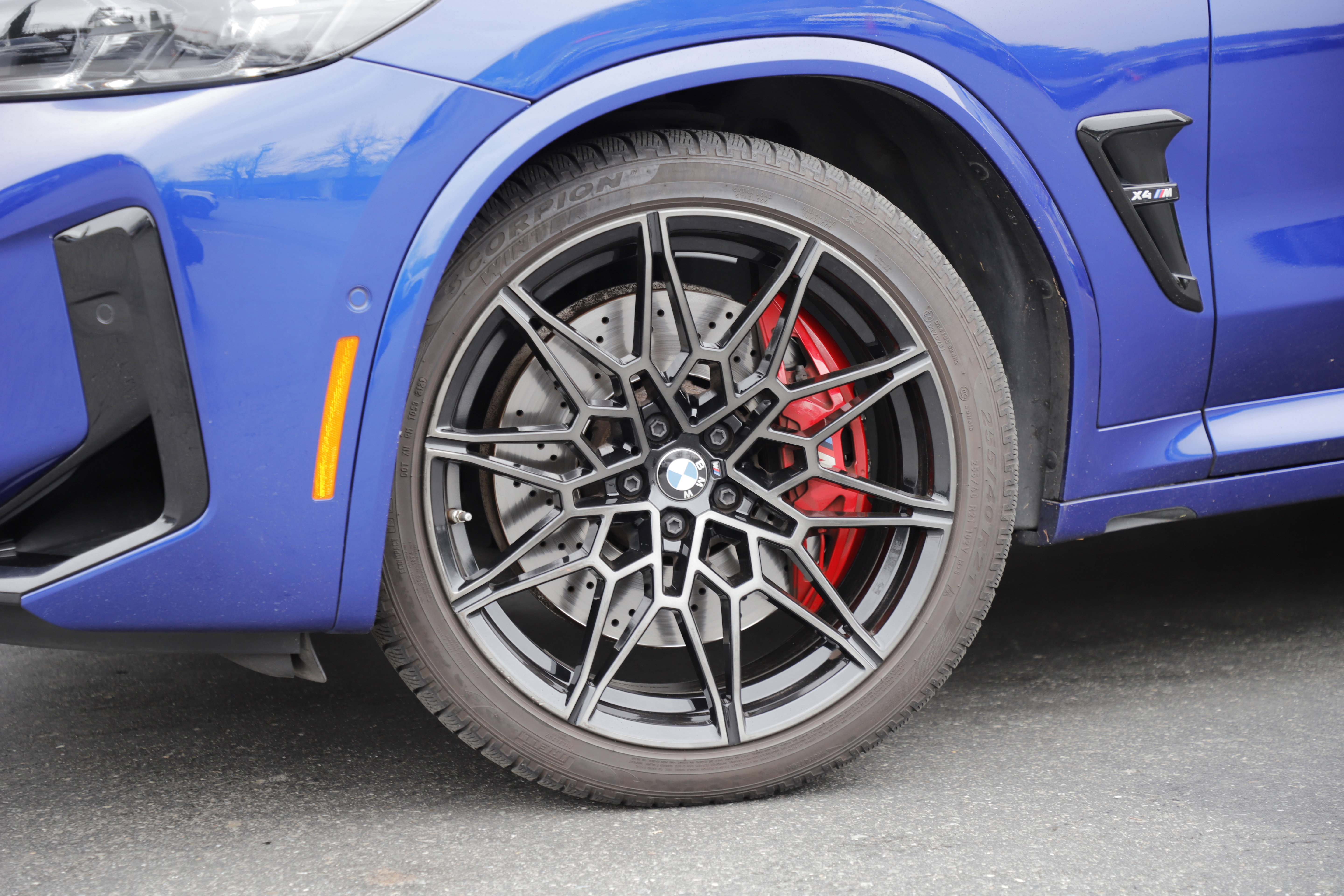 Used 2022 BMW X4 M w/ Competition Package image 2