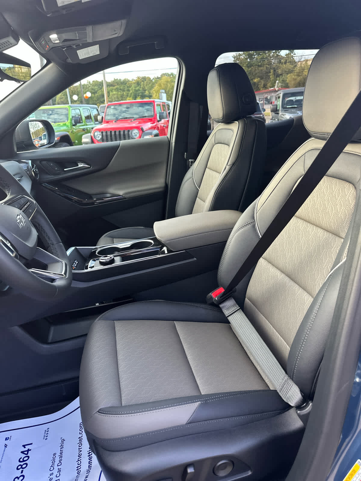 New 2026 Chevrolet Equinox LT w/ Convenience Package II image 12