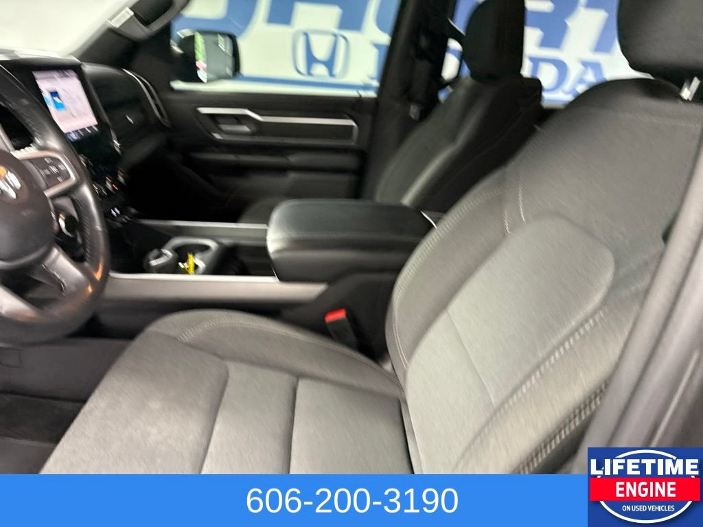 Used 2023 RAM 1500 Big Horn AWD/4WD image 29