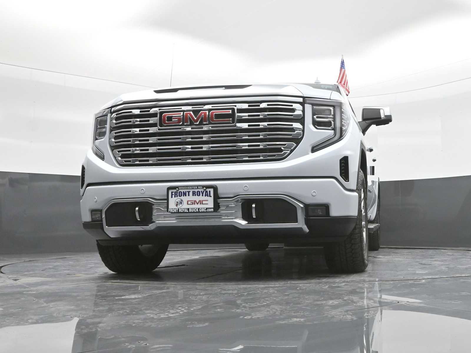New 2026 GMC Sierra 1500 Denali w/ Technology Package AWD/4WD image 33