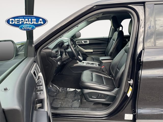 Used 2021 Ford Explorer XLT w/ Equipment Group 202A AWD/4WD image 11