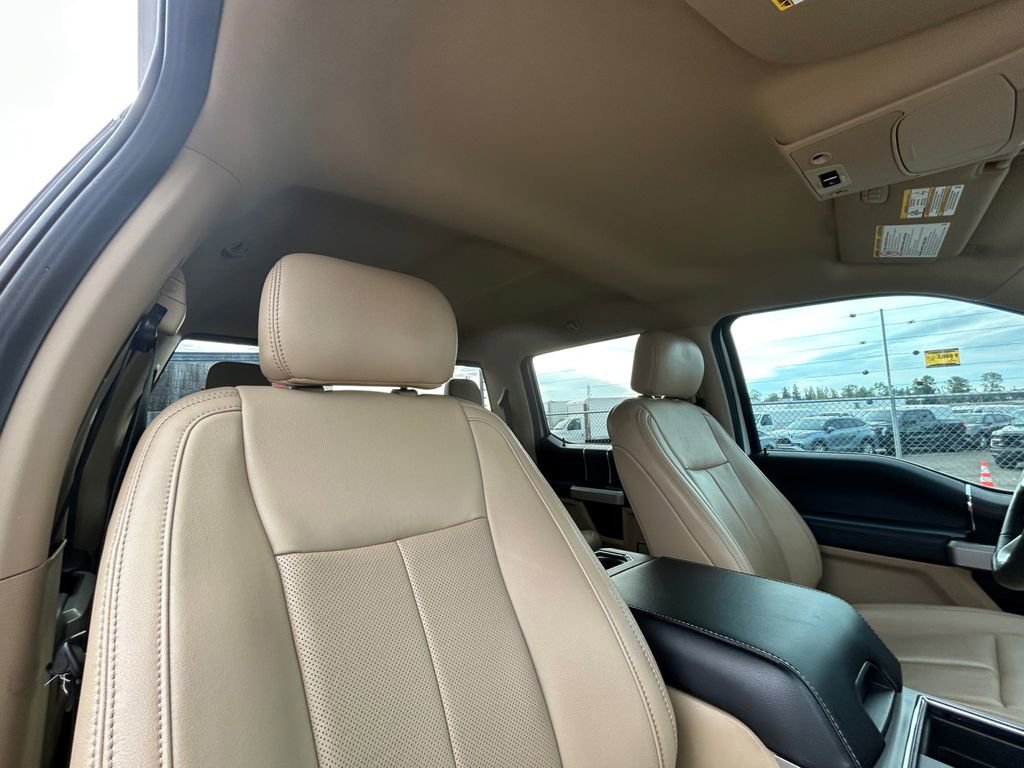 Used 2020 Ford F250 Lariat w/ Lariat Ultimate Package AWD/4WD image 28