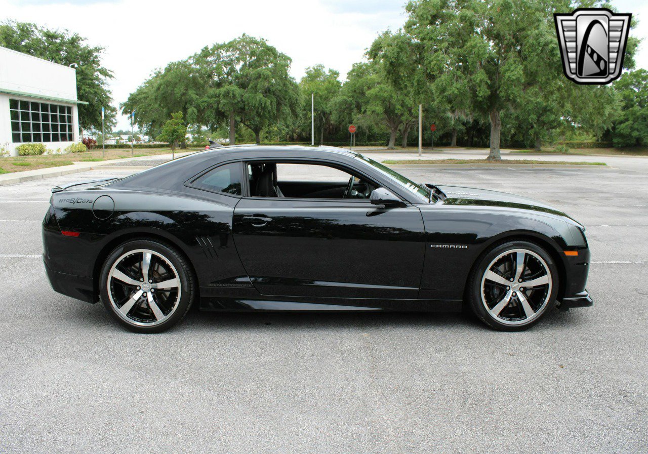 Used 2011 Chevrolet Camaro SS w/ RS Package image 14