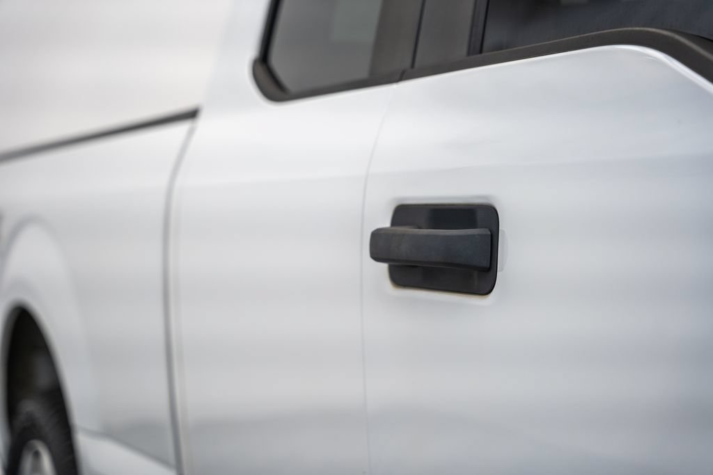 Used 2018 Ford F150 XL w/ Equipment Group 101A Mid AWD/4WD image 18