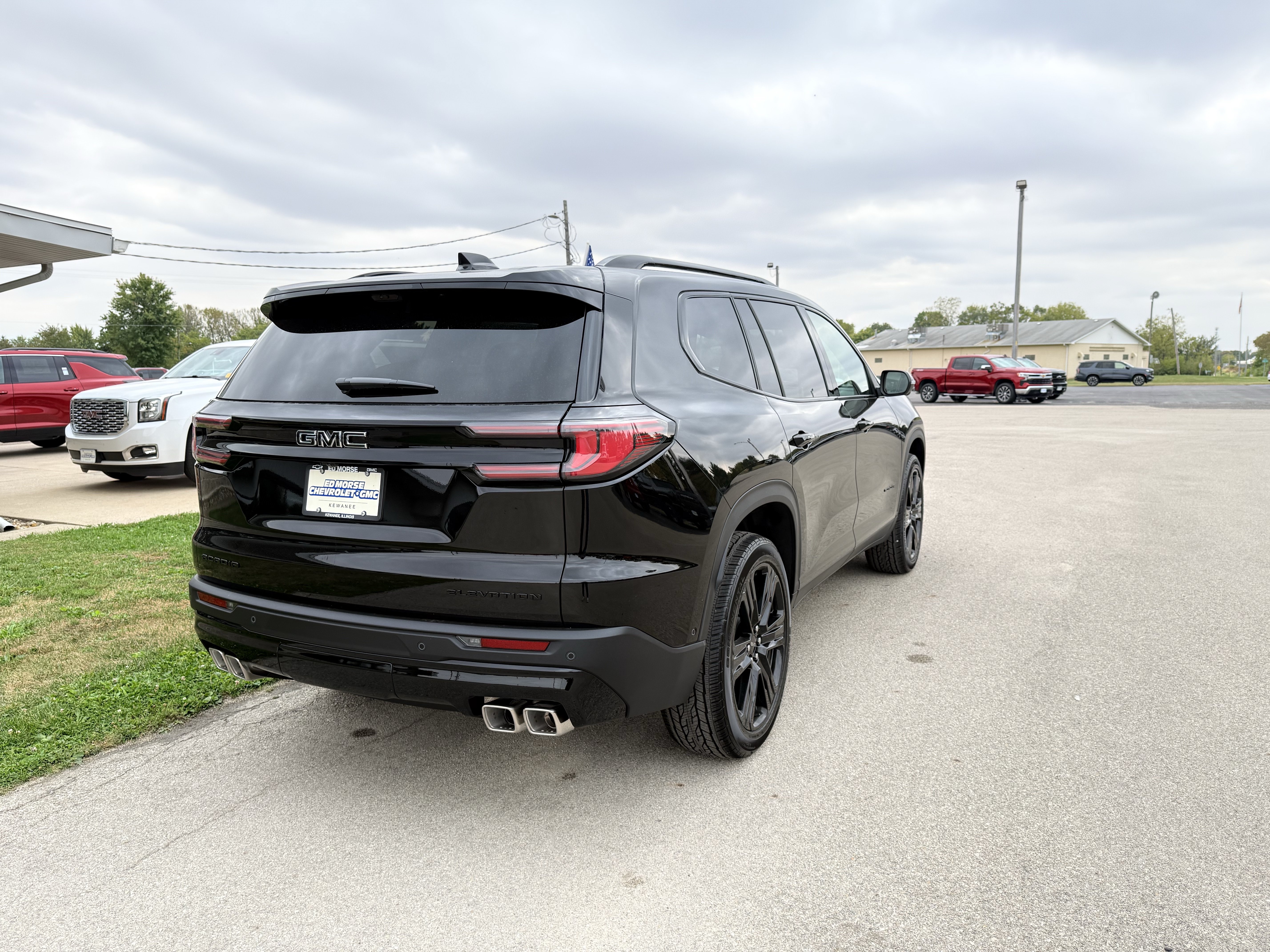 New 2026 GMC Acadia Elevation w/ Super Cruise Package FWD image 6