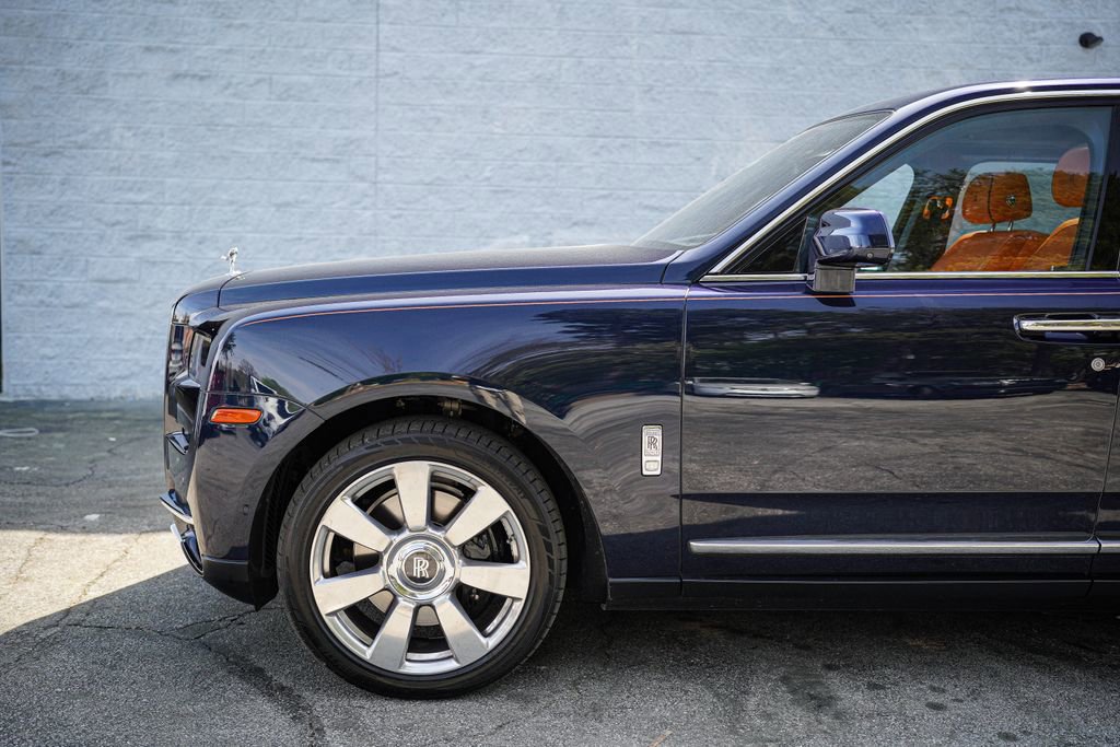 Used 2019 Rolls-Royce Cullinan image 13