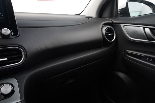 Used 2021 Hyundai Kona Ultimate FWD image 23