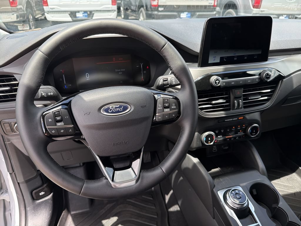 Used 2026 Ford Escape Active w/ Cold Weather Package FWD image 24