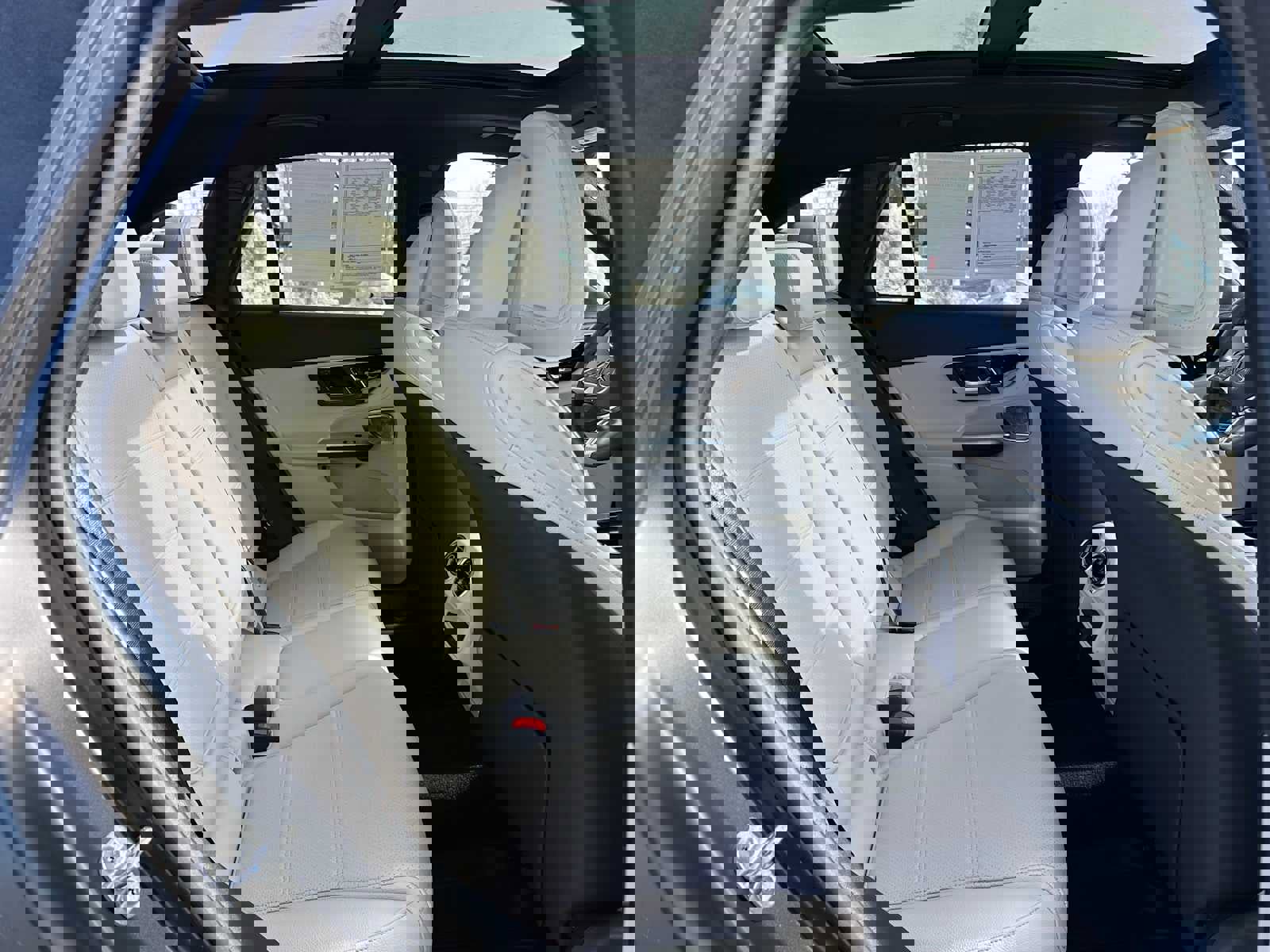 Used 2026 Mercedes-Benz GLC 350e 4MATIC image 12