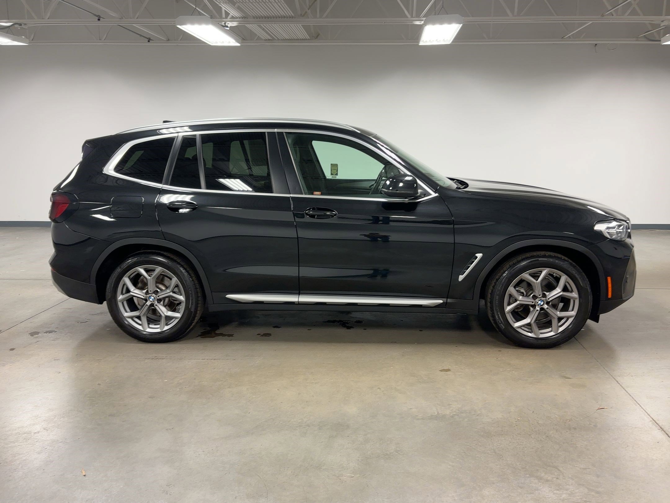 Used 2023 BMW X3 xDrive30i image 7