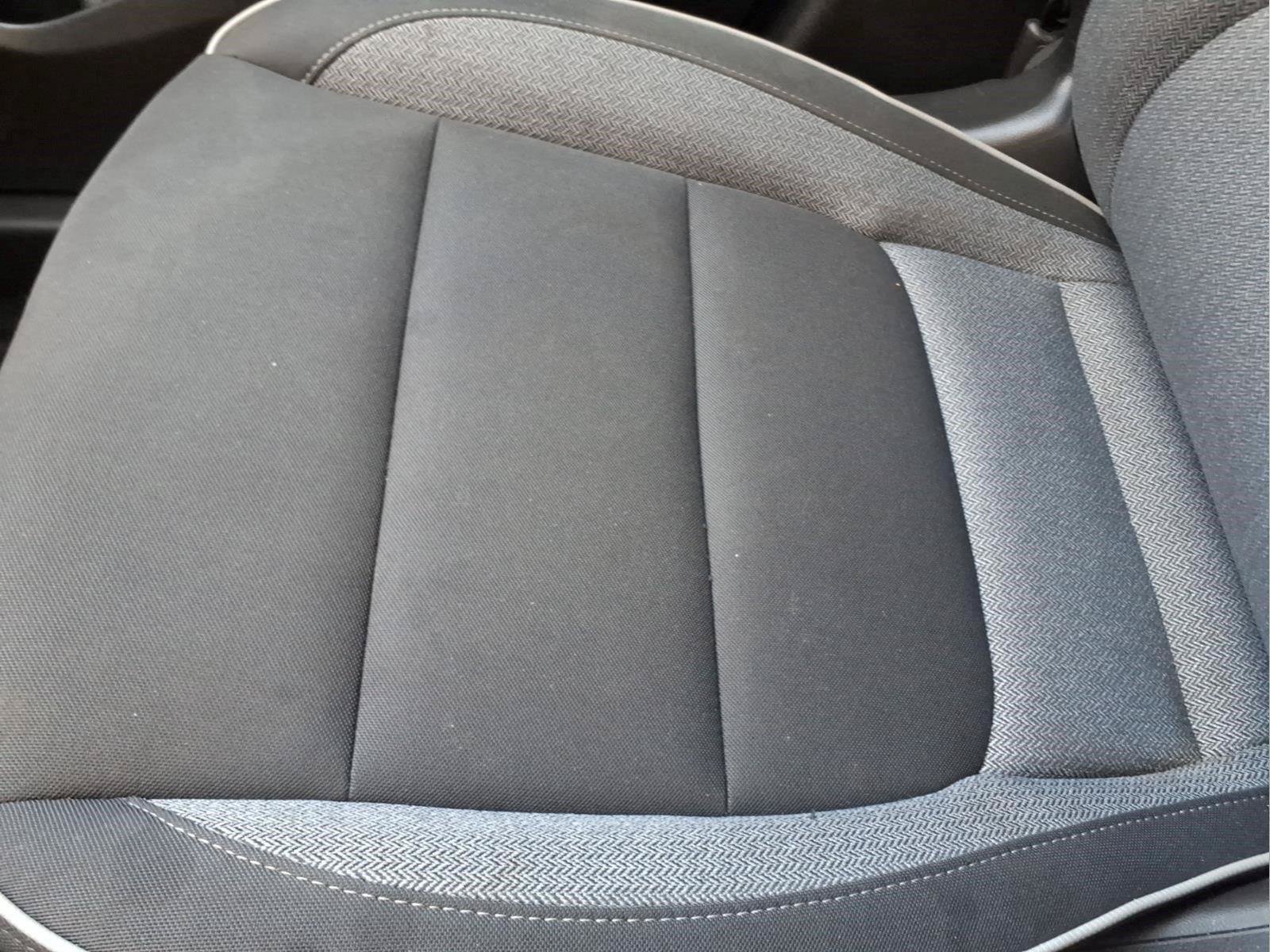 Used 2025 Chevrolet TrailBlazer LT AWD/4WD image 26
