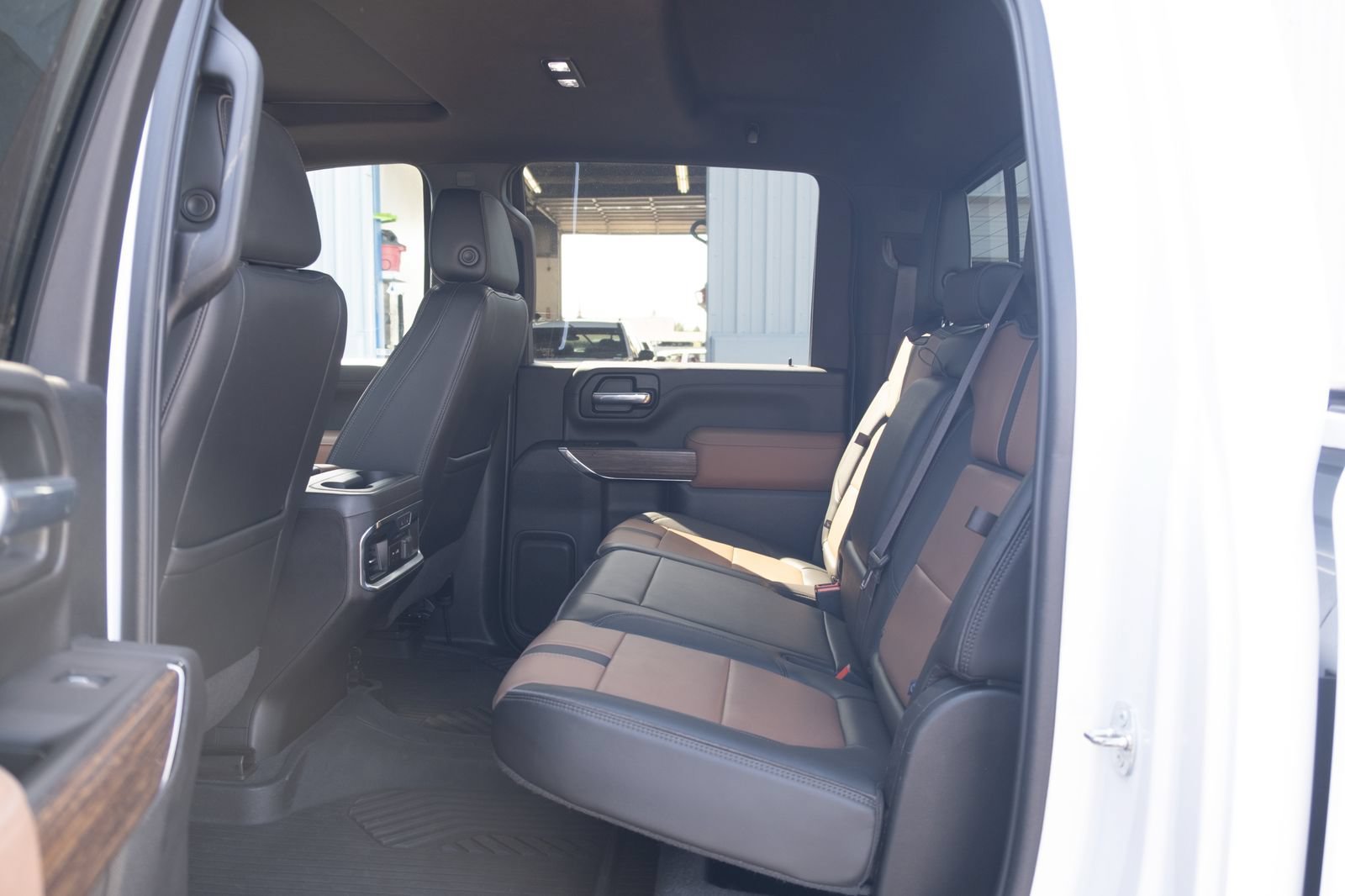 Used 2022 Chevrolet Silverado 3500 High Country w/ Z71 Off-Road Package AWD/4WD image 20