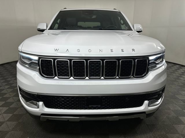 Used 2022 Jeep Wagoneer Series III w/ Flexible Seating Group image 8