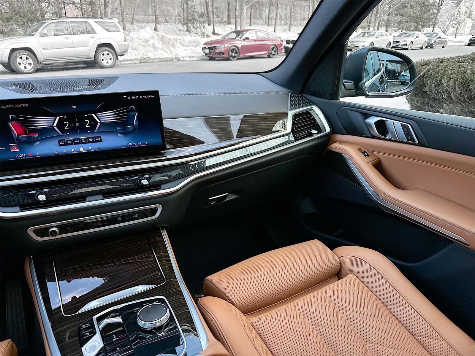 Certified 2024 BMW X5 xDrive40i w/ Parking Assistance Package image 24