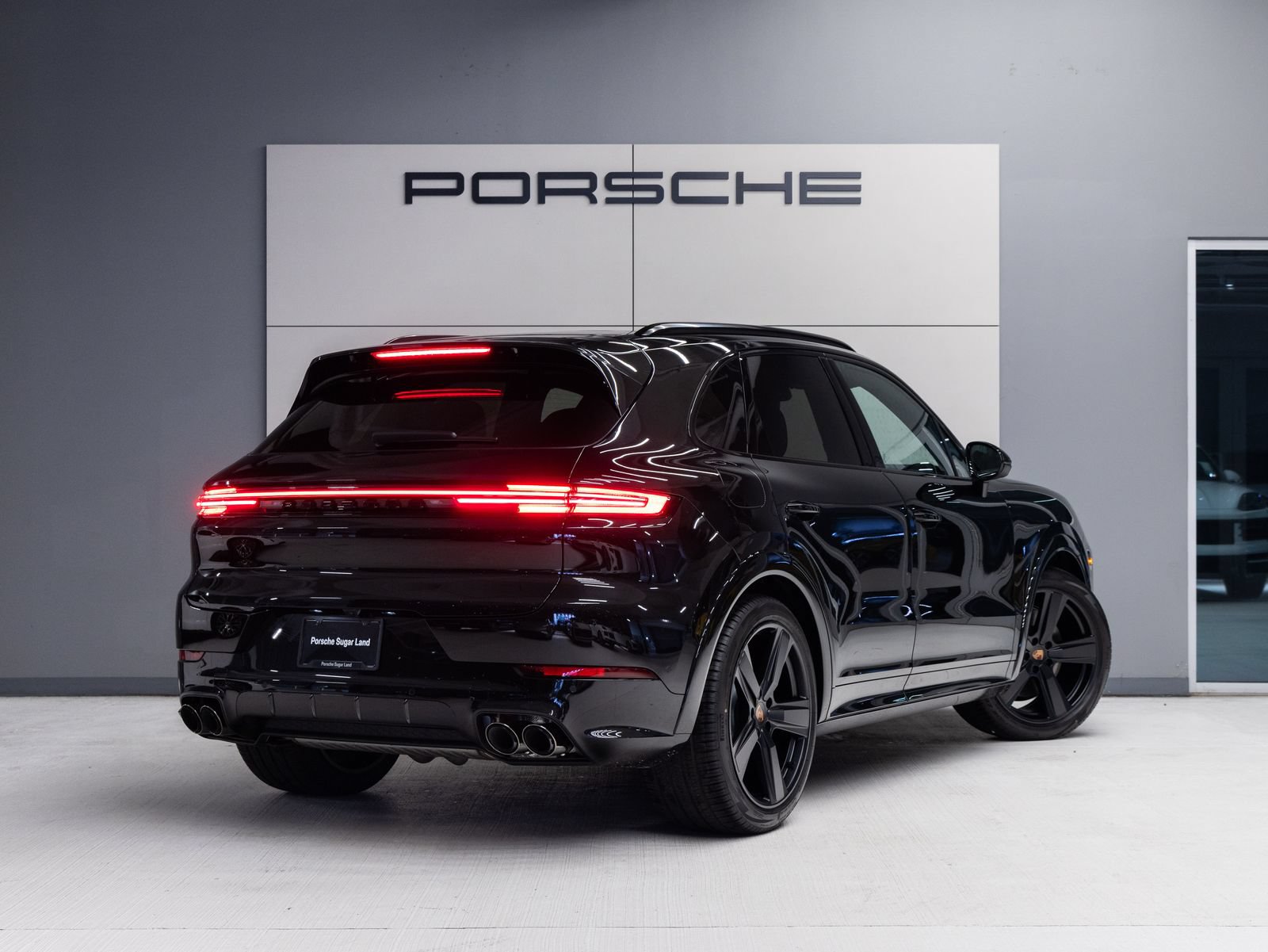 New 2026 Porsche Cayenne AWD/4WD image 7