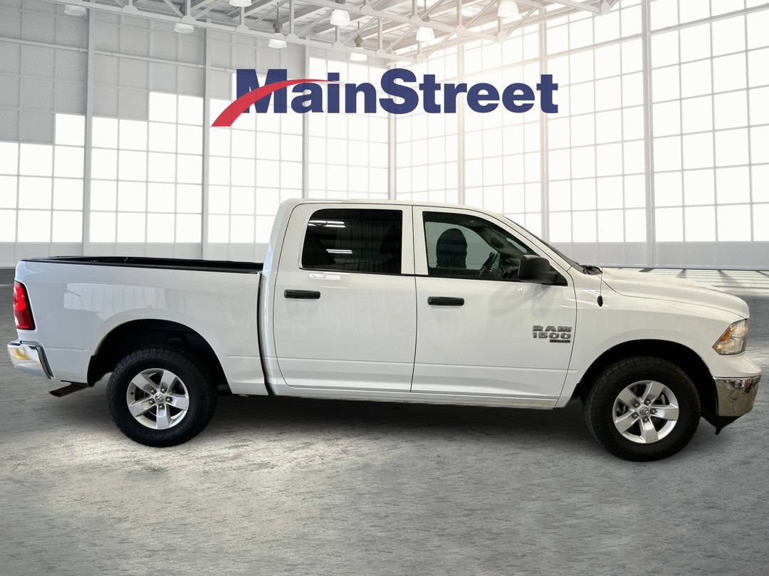 Used 2022 RAM 1500 Classic SLT w/ Electronics Group AWD/4WD image 6