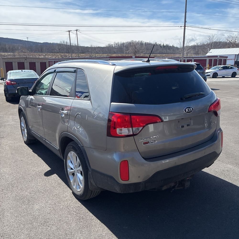 Used 2015 Kia Sorento EX w/ EX V6 Touring Package image 6
