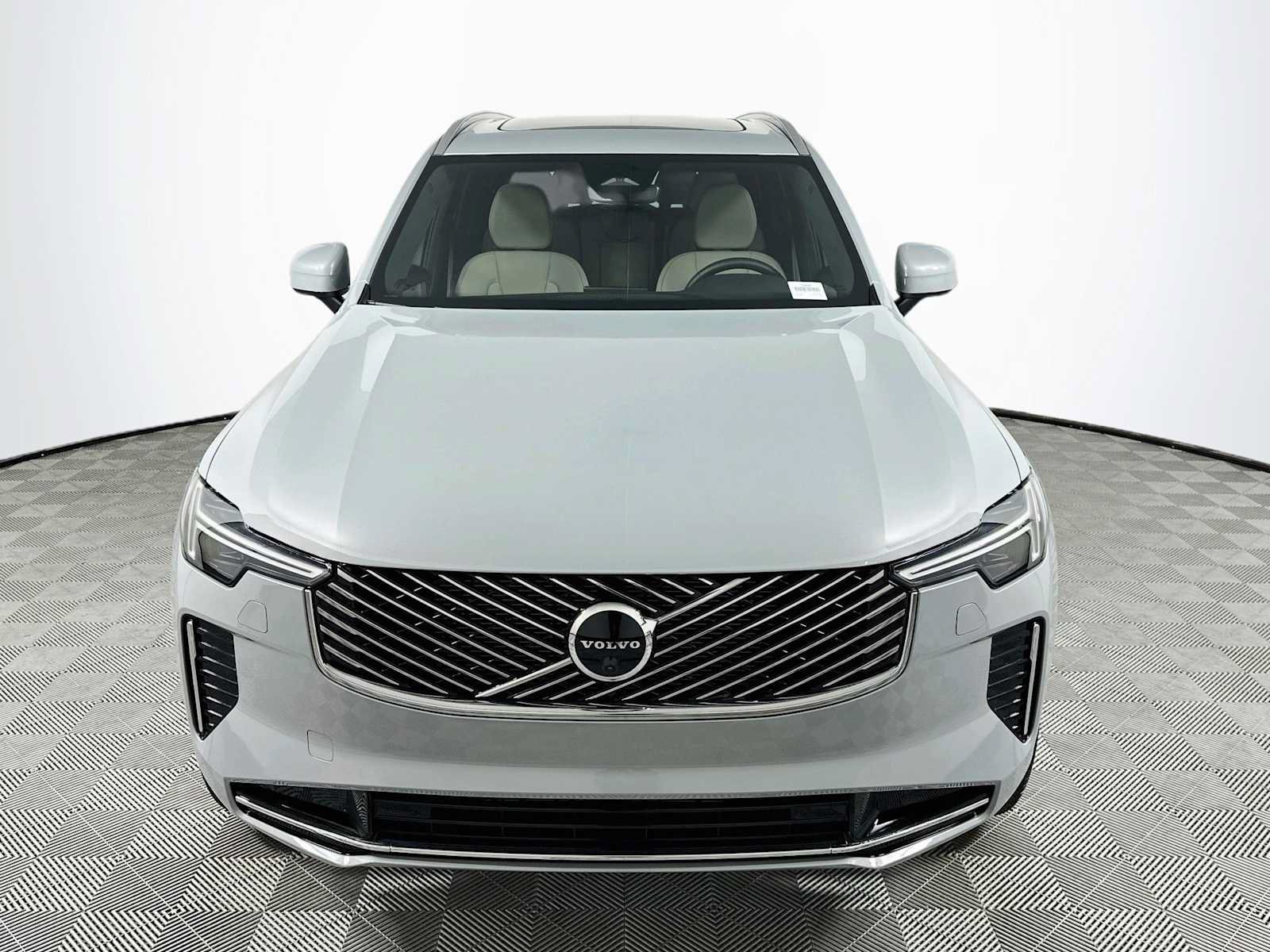 New 2027 Volvo XC90 B6 Plus AWD/4WD image 2
