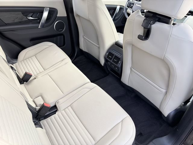Used 2023 Land Rover Discovery Sport SE image 22