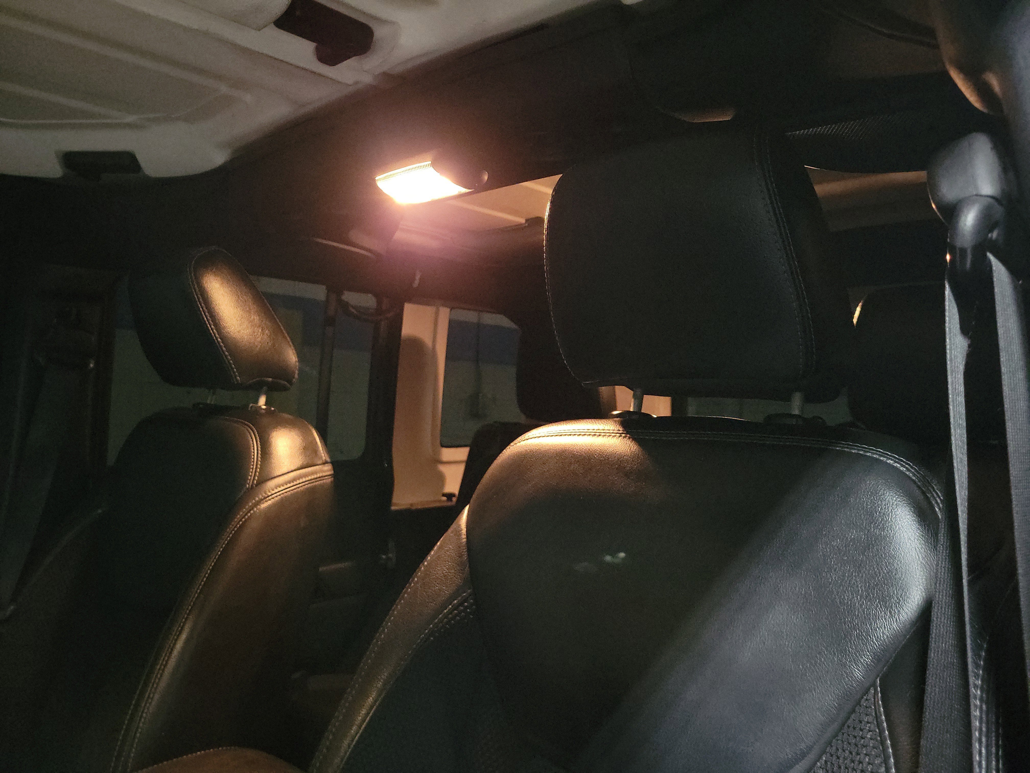 Used 2017 Jeep Wrangler Unlimited Sahara AWD/4WD image 16
