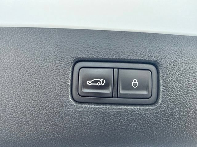 Used 2022 Genesis GV80 2.5T w/ Prestige Package 04 AWD/4WD image 27