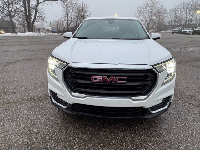 Used 2023 GMC Terrain SLE w/ LPO, Floor Liner Package image 2