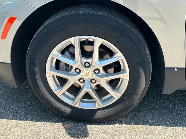 Used 2023 Chevrolet Equinox LT w/ LPO, Floor Liner Package FWD image 25