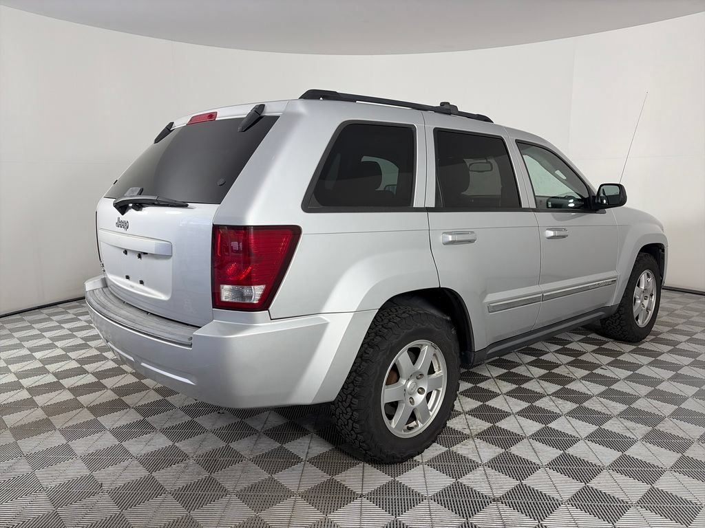 Used 2010 Jeep Grand Cherokee Laredo AWD/4WD image 7